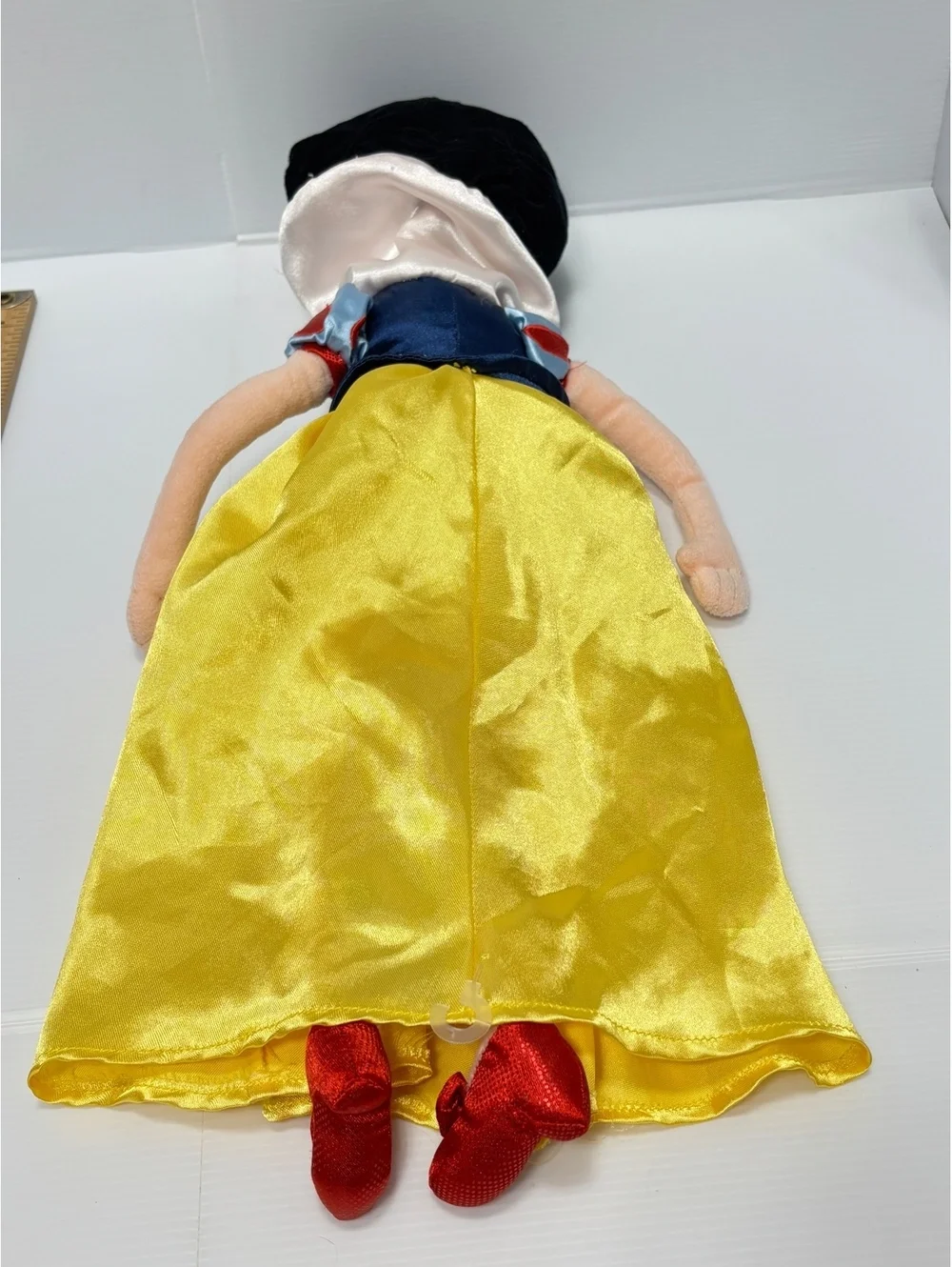 Disney Snow White Plush Doll with Yellow Satin Dress and Red Shoes GUC